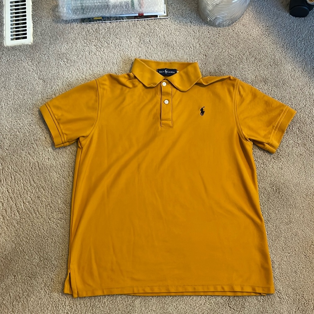 Ralph Lauren men’s polo in mustard yellow. Size M.